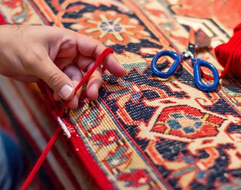خدمات تخصصی و حرفه ای رفوی فرش در قالیشویی قیطریه 